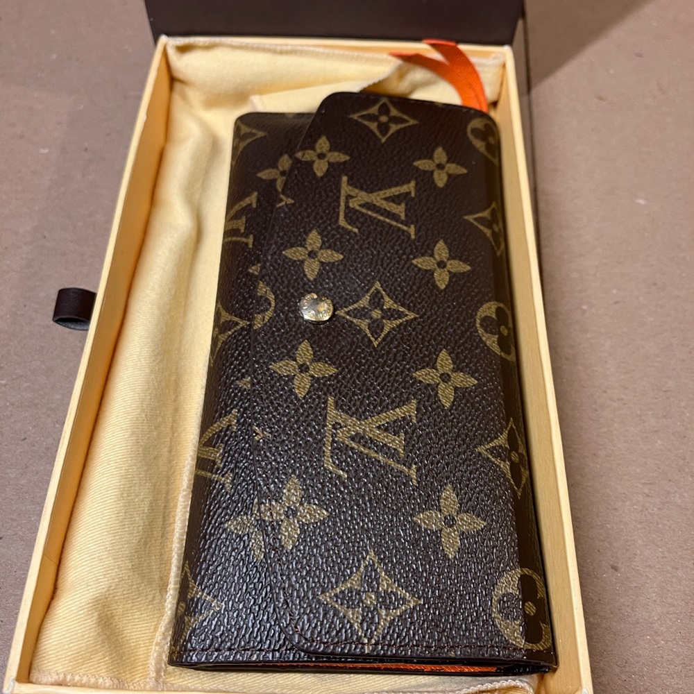 Vintage Authentic Louis Vuitton Wallet